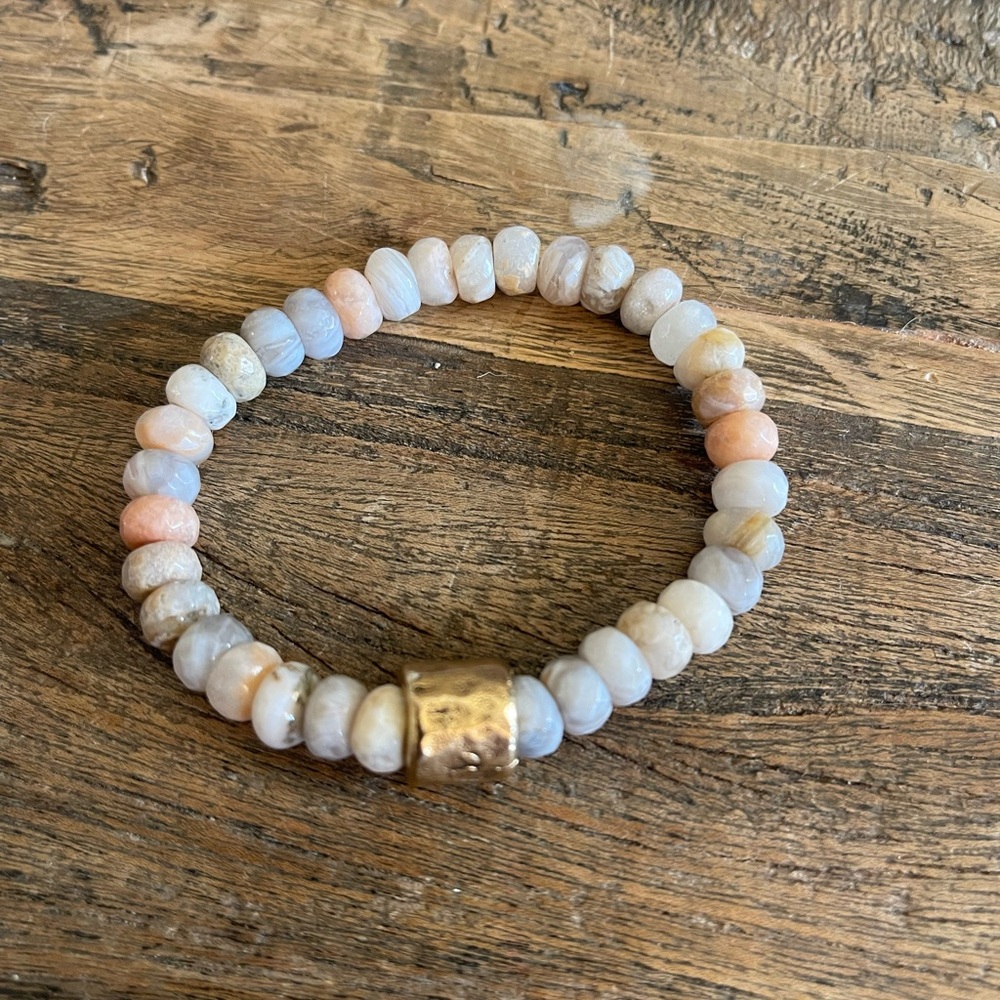 Multi color beaded bracelet